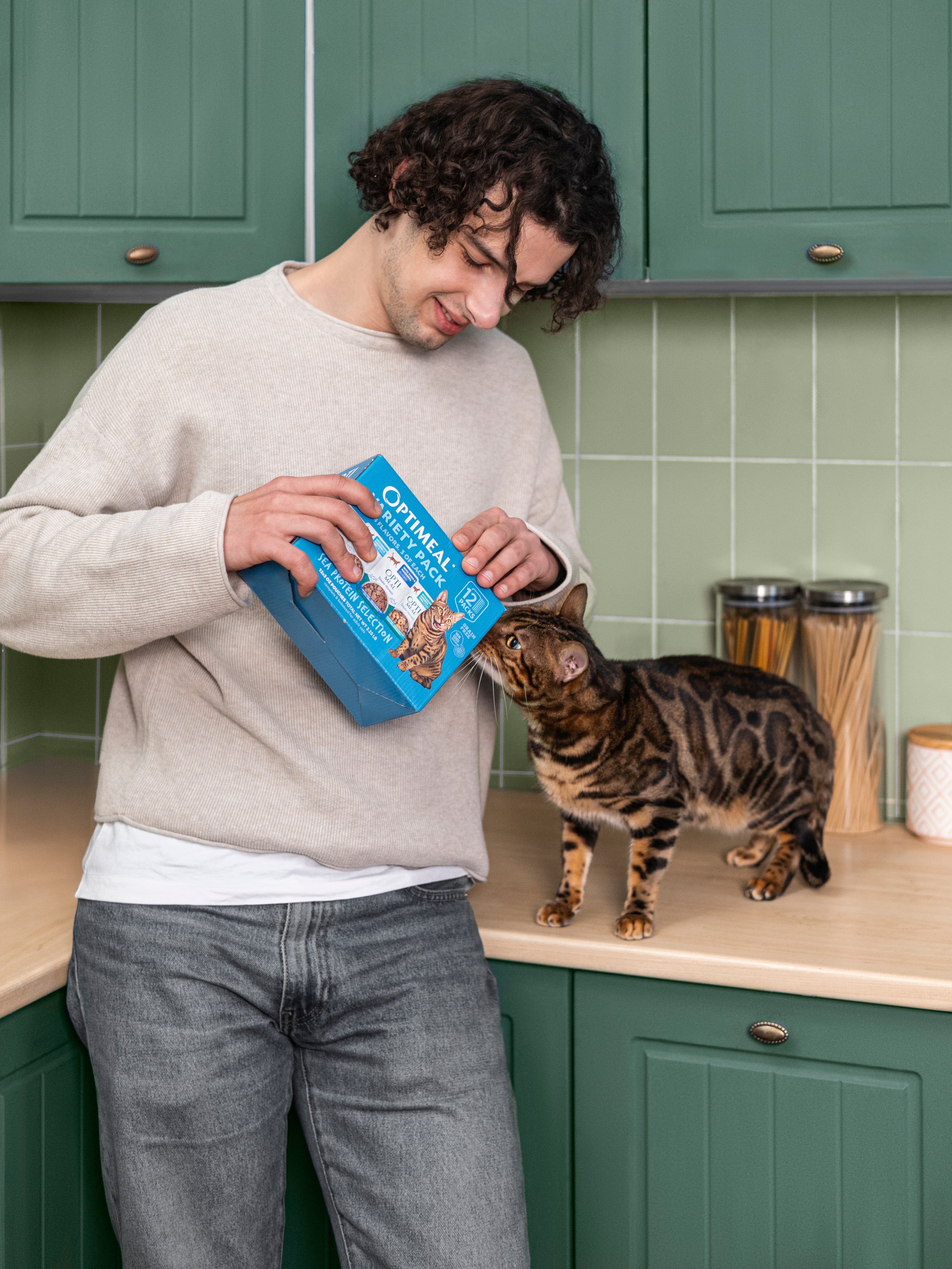 (24) OPTIMEAL® Variety Pack Sea Protein Selection - Shrimp, Tuna, Salmon, Herring, Mackerel & Cod Wet Cat Food