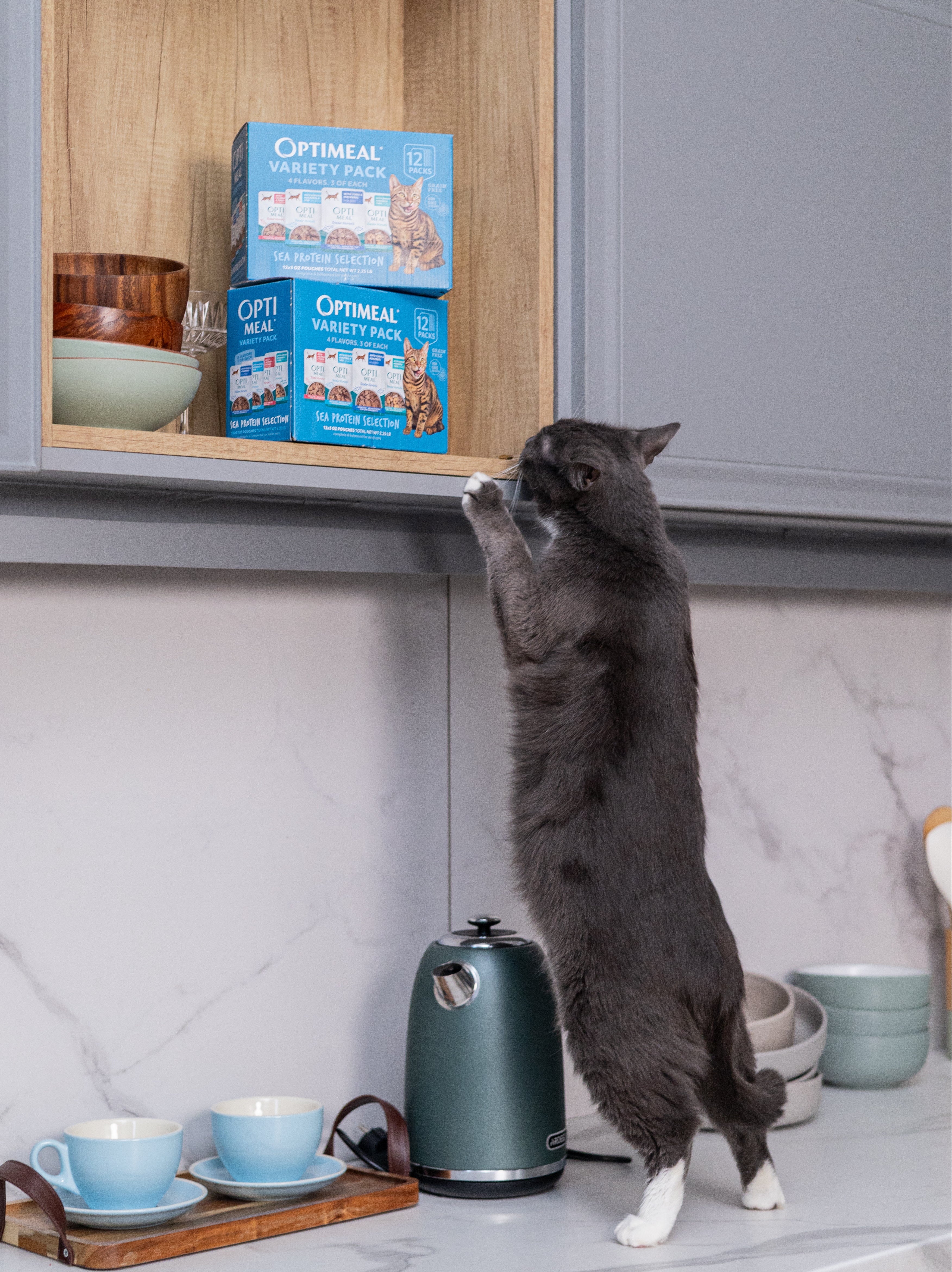 (24) OPTIMEAL® Variety Pack Sea Protein Selection - Shrimp, Tuna, Salmon, Herring, Mackerel & Cod Wet Cat Food